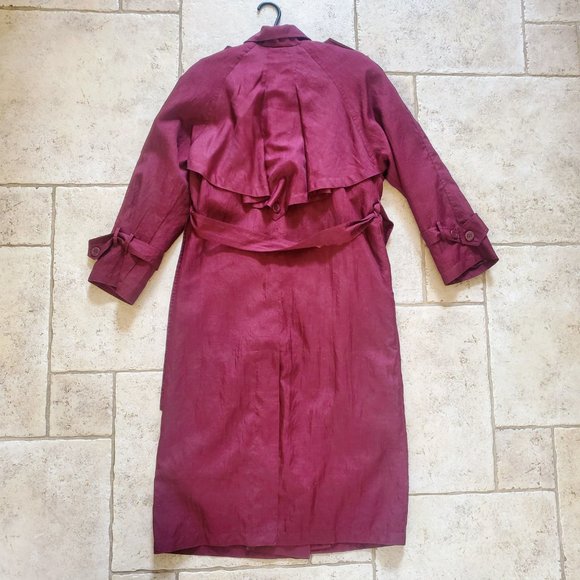 Woman's All Weather Coat with Zip Out Lining Size 7/8 - Picture 2 of 12